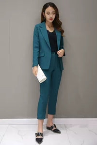 The new career suit female long sleeved small jacket trousers